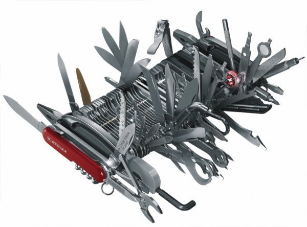 Le plus grand couteau suisse du monde (ou presque) Couteau-suisse-600x444