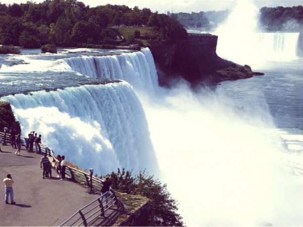 Niagara-Falls-US-Embassy-Canada-Flickr