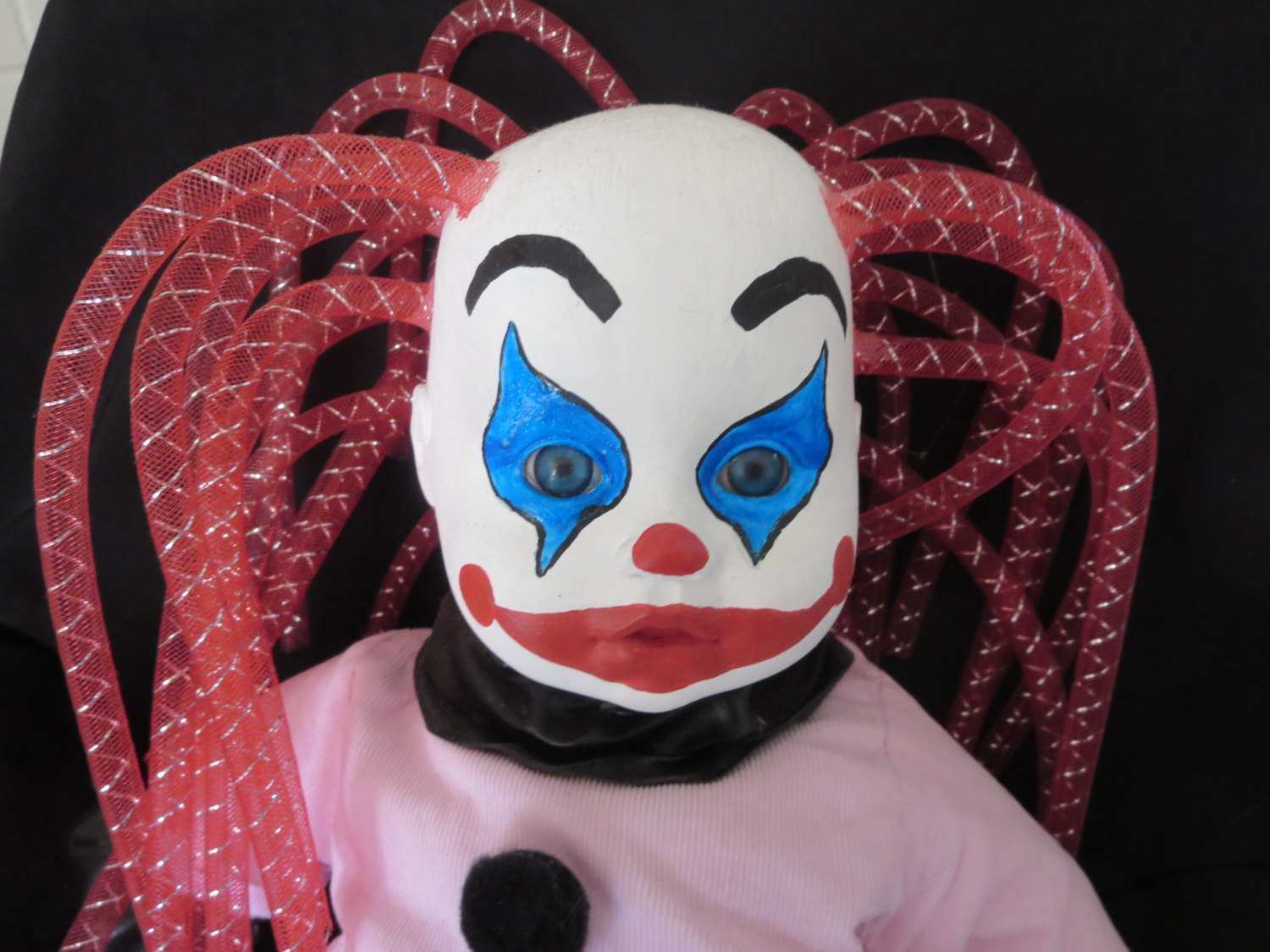 Une poupée de clown diabolique | Topito Une poupée de clown diabolique | Topito