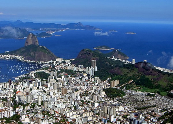 Brésil - Rio_de_Janeiro_from_Corcovado