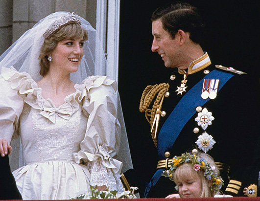 Lady-Diana-And-Prince-Charles-wedding-14
