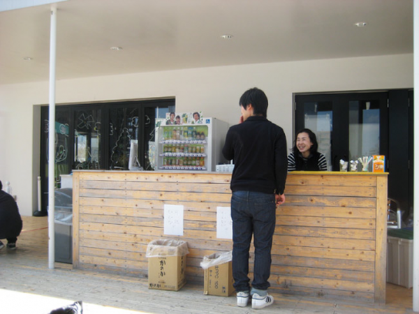 Ogori-Cafe-Service-With-a-Surprise-11-525x394_resultat