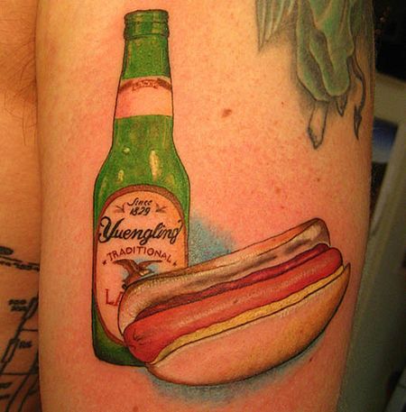 yuengling-hot-dog-tattoo_resultat