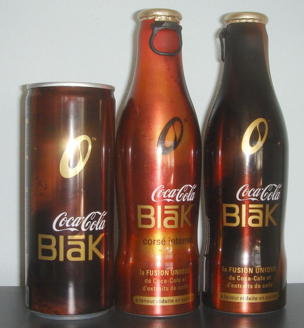 coca_cola_blak_bottles