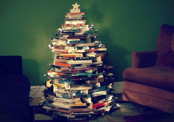 book-christmas-tree-9