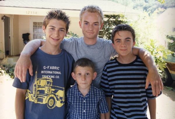 Malcolm-in-the-Middle-3x02-Emancipation-MITMVC-1