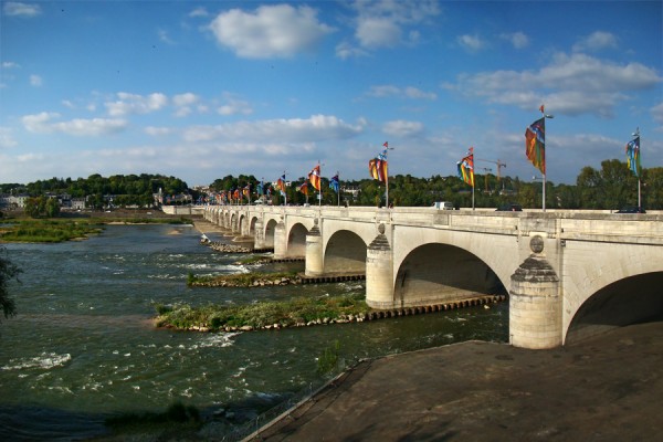 Loire_Indre_Tours2_tango7174