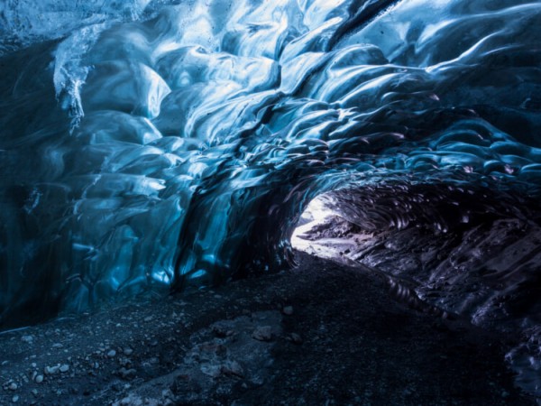 Vatnajökull-Cave-David-Phan-Flickr