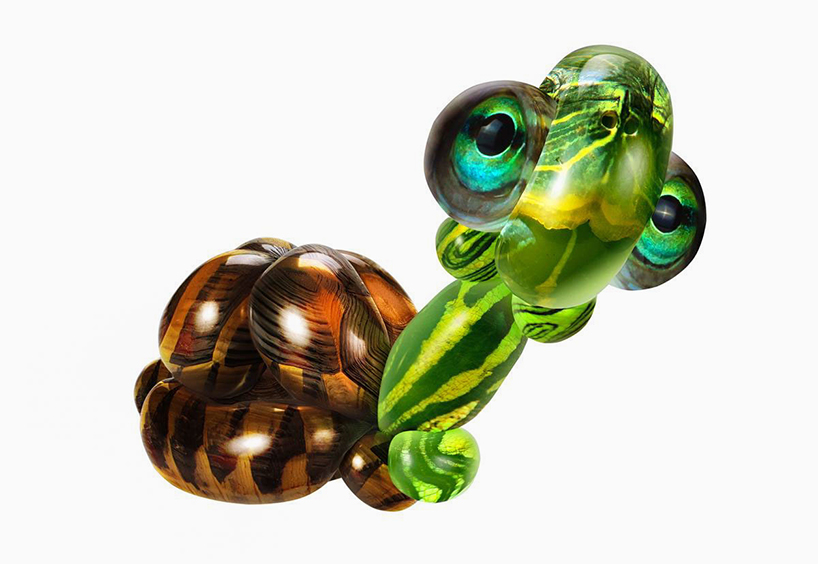 balloon-zoo-by-sarah-deremer-shows-a-realistic-rendition-of-rubber-animals-designboom-07