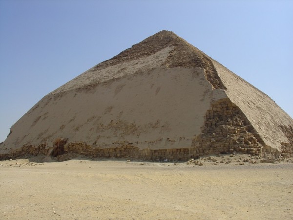 Pyramid_in_Dahshur
