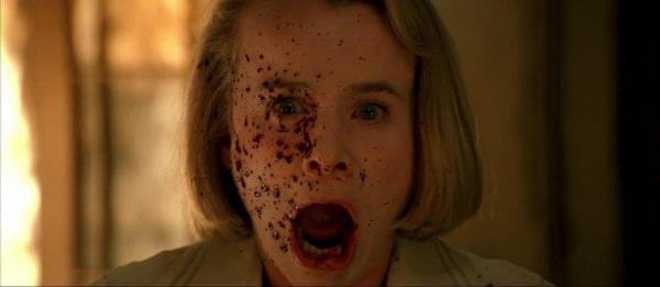 Emily watson with blood on her face in red dragon